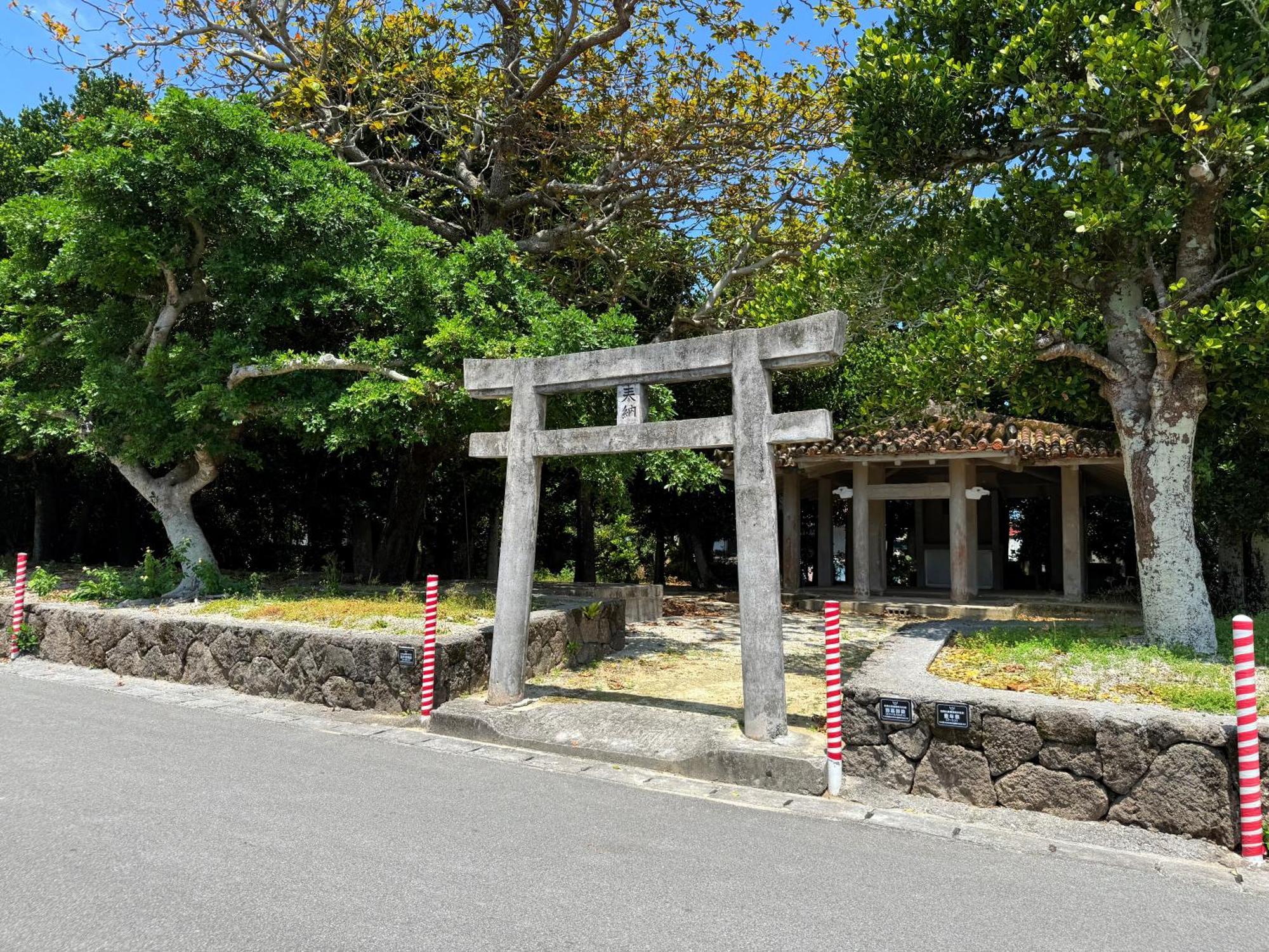 星降る夜と天然木の香りに包まれる新築癒しの隠れ家ishigaki Villa En えん Exterior photo